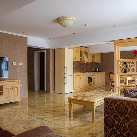 Luxury Apartment Rich 2 ヴェリングラード エクステリア 写真