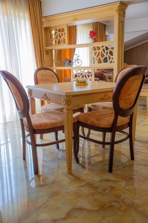 Luxury Apartment Rich 2 ヴェリングラード エクステリア 写真